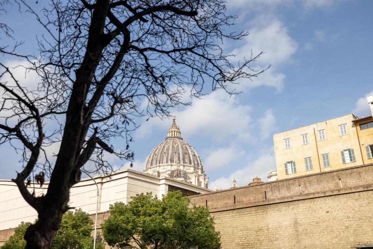 San Pietro View Point Appartamento Elegante Rome Exterior photo